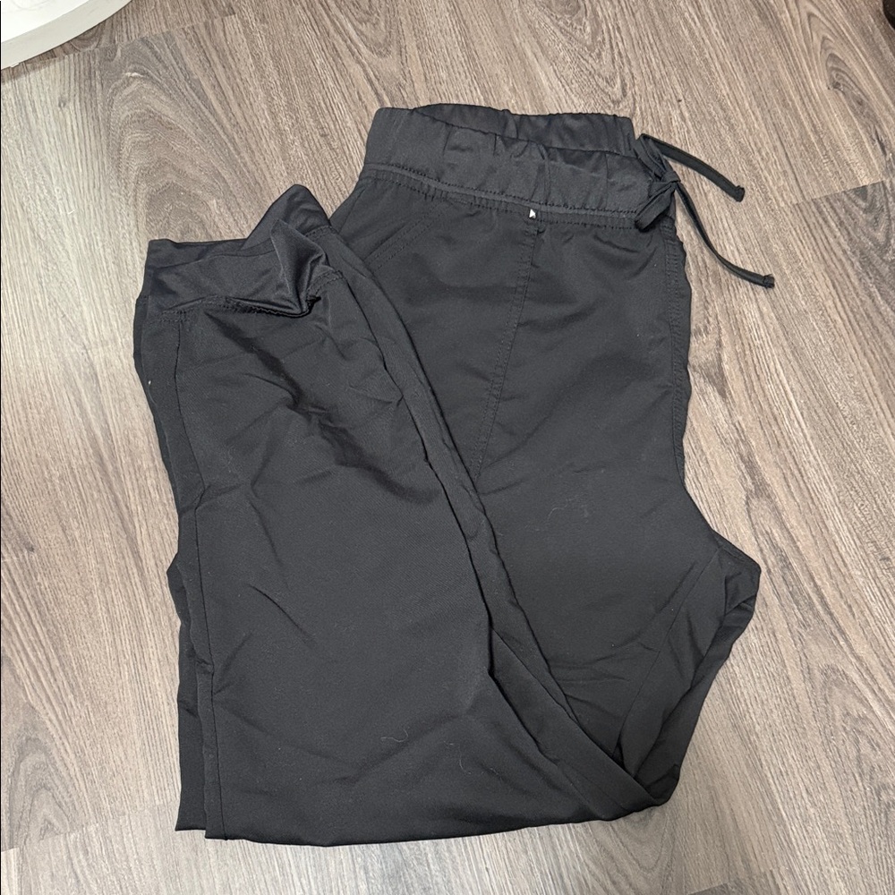 Scrubs tar Black Scrub Bottoms